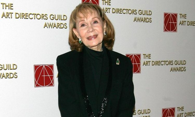 Katherine Helmond on a red carpet